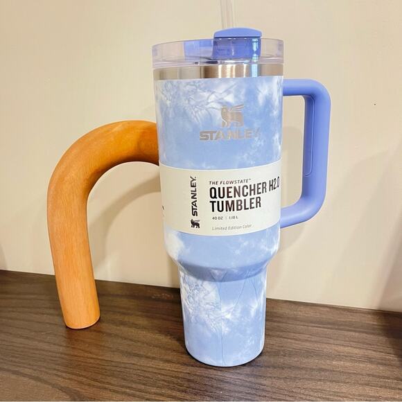 Stanley Flowstate H2.0 Tumbler 40oz Blue Ocean Tie Dye LIMITED EDITION - Picture 1 of 10